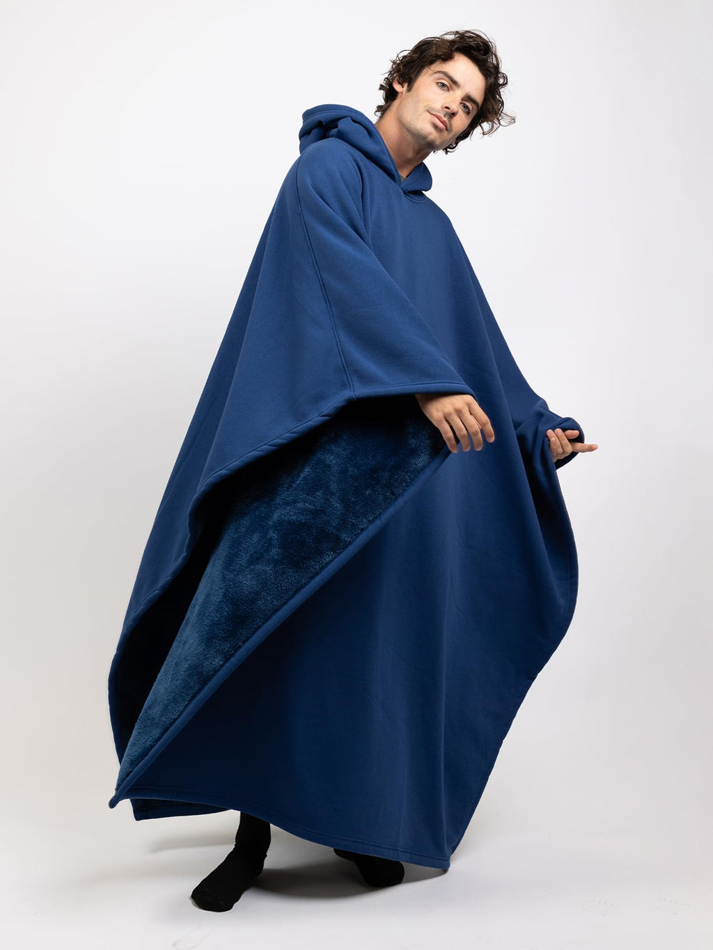 FREE THE SHEEP Eden Hoodie – Oversized Weighted Hoodie Cloak with Ultra-Soft Faux Fur Liner