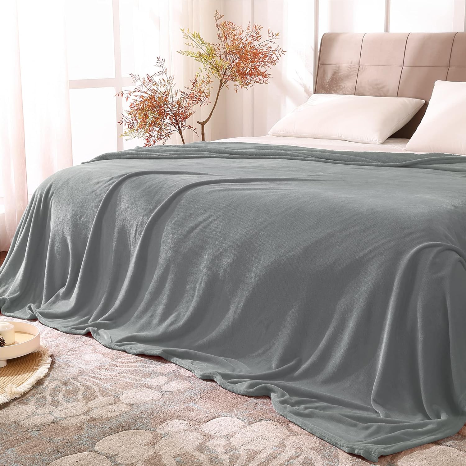 BEDELITE Fleece Blanket Black Throw Blankets for Couch & Bed, Luxury Plush Cozy Fuzzy Blanket 50x60 inches, Super Soft Warm Lightweight Throw Blanket for Travel Camping