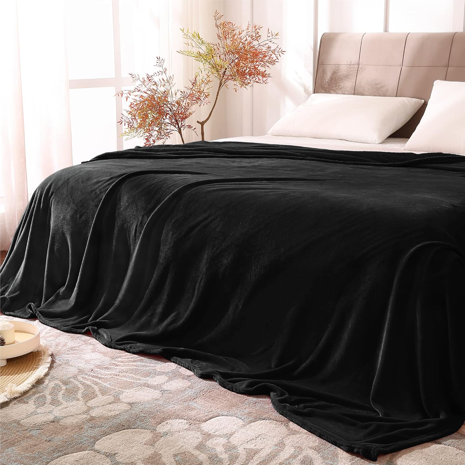 BEDELITE Fleece Blanket Black Throw Blankets for Couch & Bed, Luxury Plush Cozy Fuzzy Blanket 50x60 inches, Super Soft Warm Lightweight Throw Blanket for Travel Camping