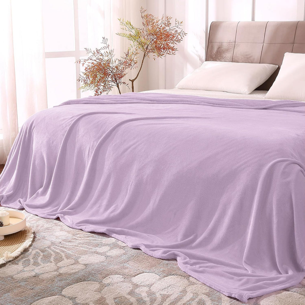 BEDELITE Fleece Blanket Black Throw Blankets for Couch & Bed, Luxury Plush Cozy Fuzzy Blanket 50x60 inches, Super Soft Warm Lightweight Throw Blanket for Travel Camping