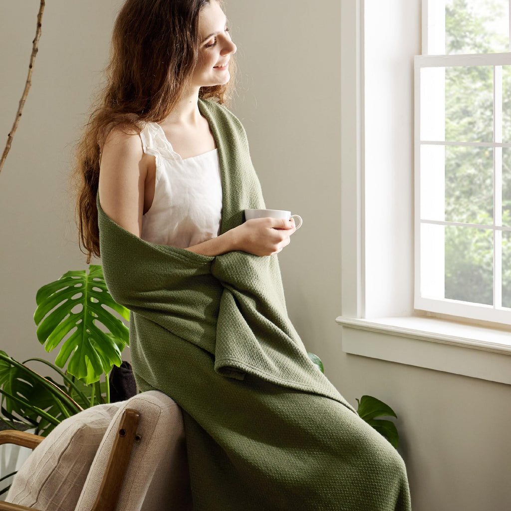 Bedsure GentleSoft 100% Cotton Blanket Queen Size for Bed - Cooling Breathable and Lightweight, Soft Cozy Textured Herringbone Woven Summer Blanket for Home Decor, Linen Beige, 90x90 inches